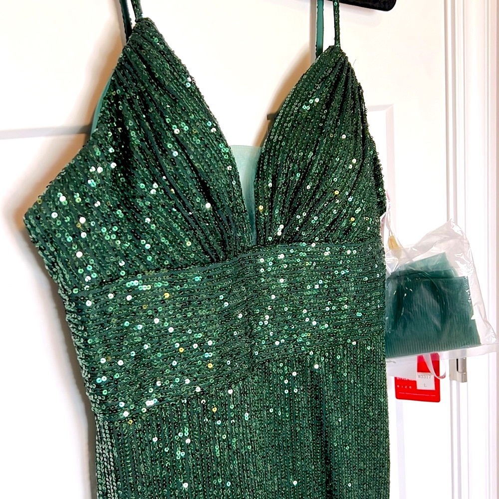 NWT Emerald Sequin Mini Dress - Dancing Queen 3317 - Picture 4 of 5